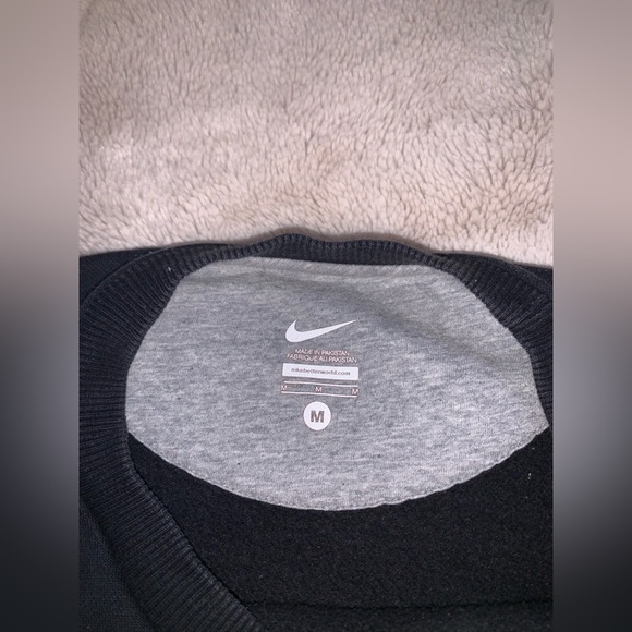 Nike crew neck - Picture 2 of 3
